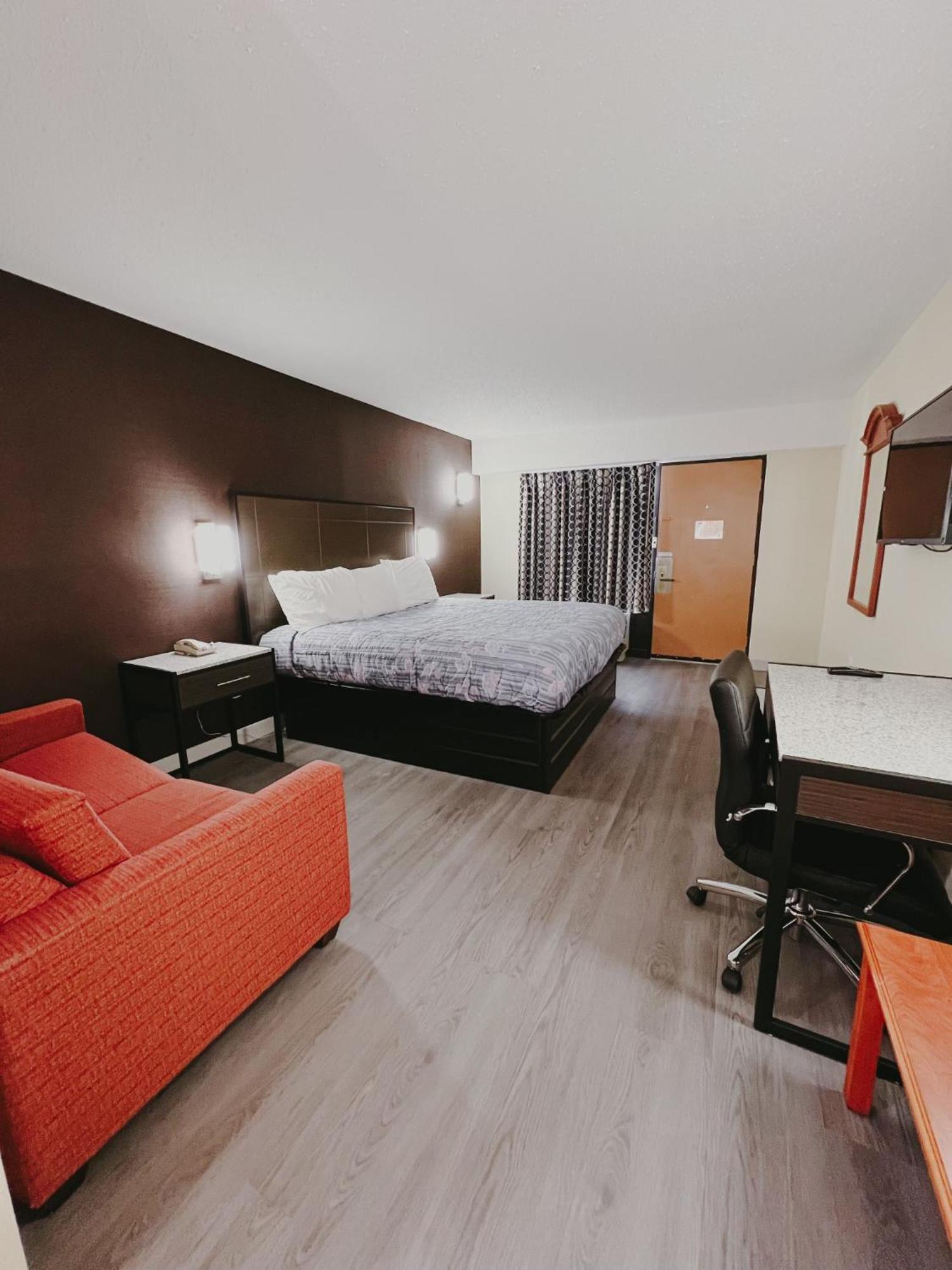 Travel Inn New Castle Airport Екстер'єр фото