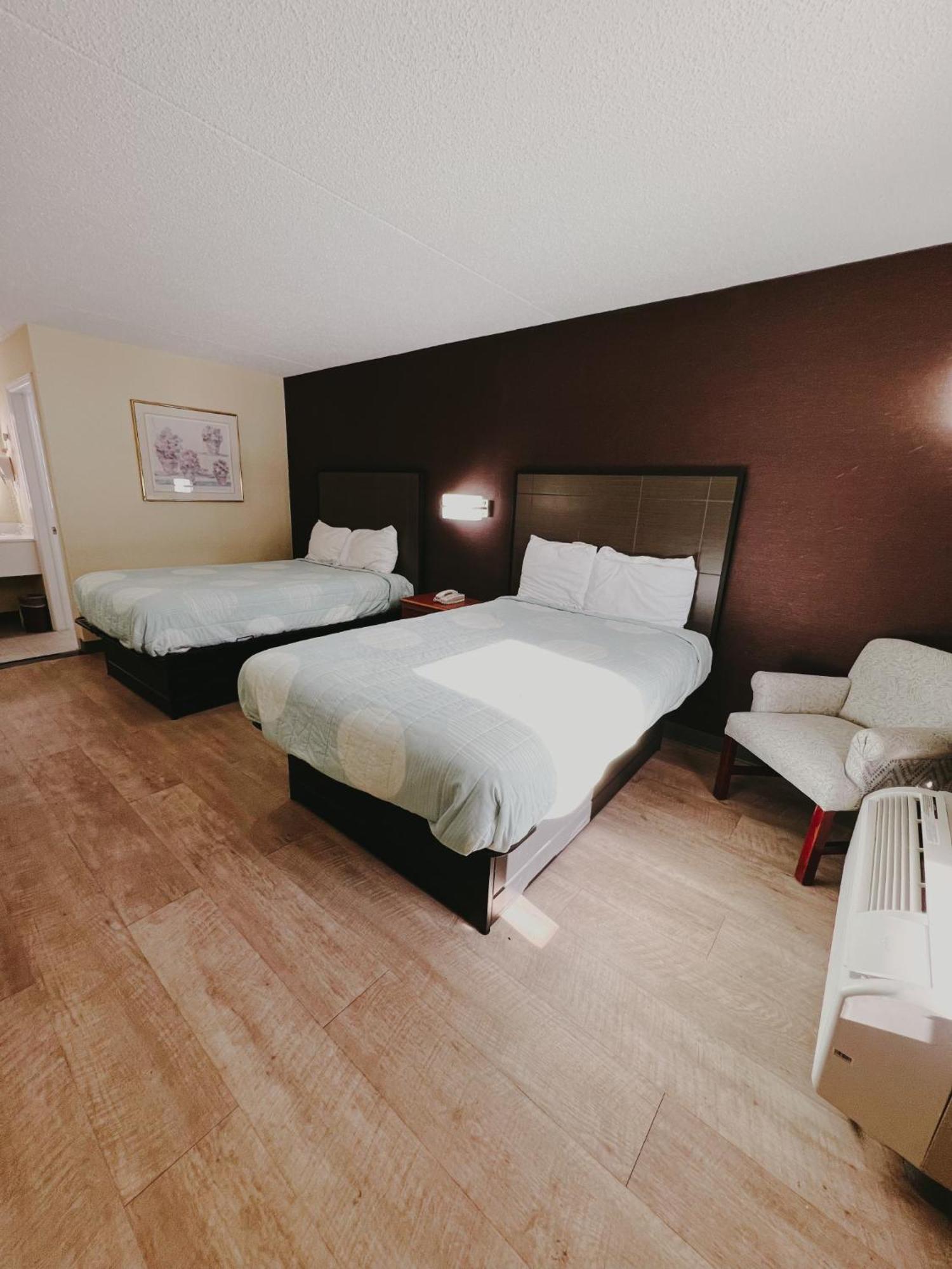 Travel Inn New Castle Airport Екстер'єр фото