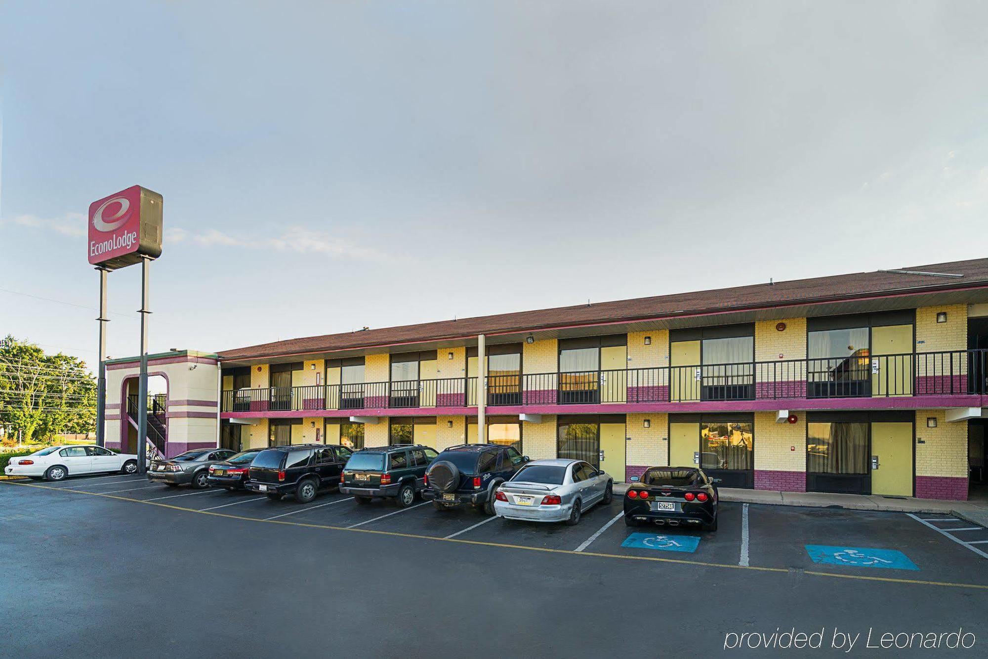 Travel Inn New Castle Airport Екстер'єр фото
