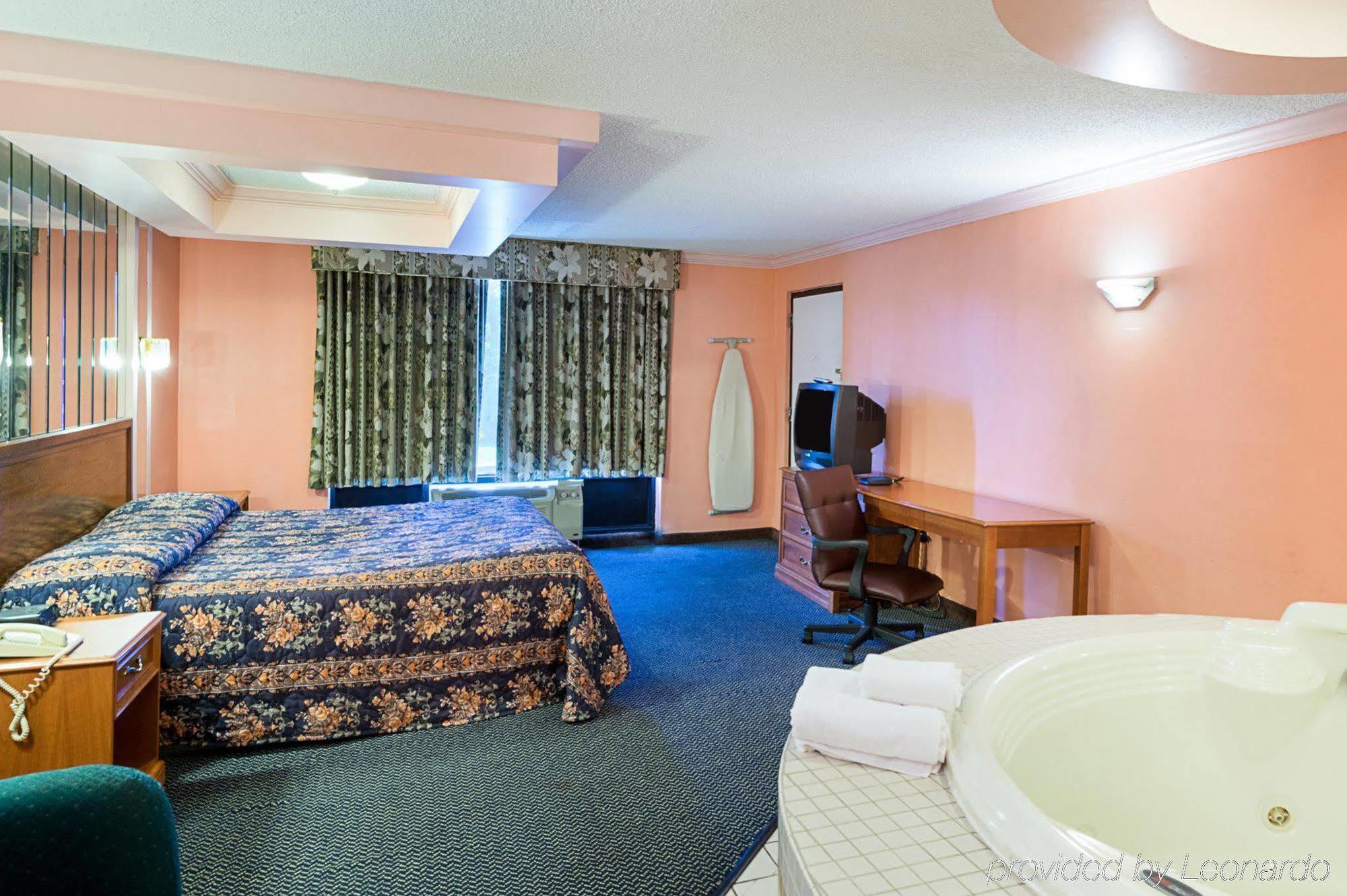 Travel Inn New Castle Airport Екстер'єр фото